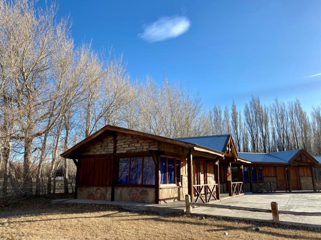 Hosteria & Cabanas Rio Fenix Perito Moreno Kültér fotó